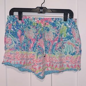 Lilly Pulitzer Katia short GUC size Medium